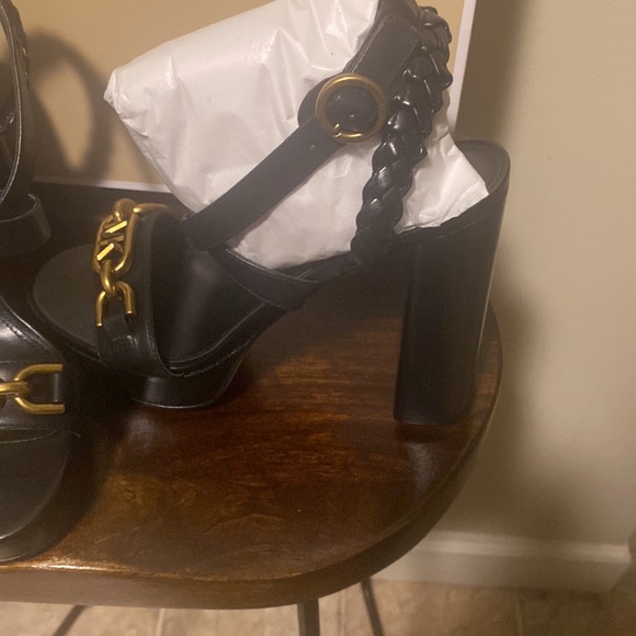 Michael KORS - Picture 4 of 8